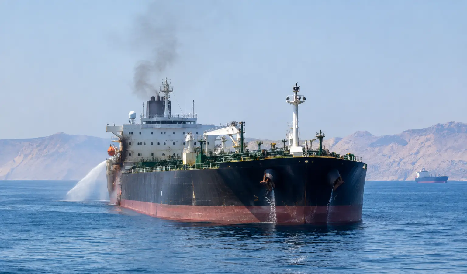 Bitcoin schommelt rond $84.000 na aanval in Straat van Hormuz