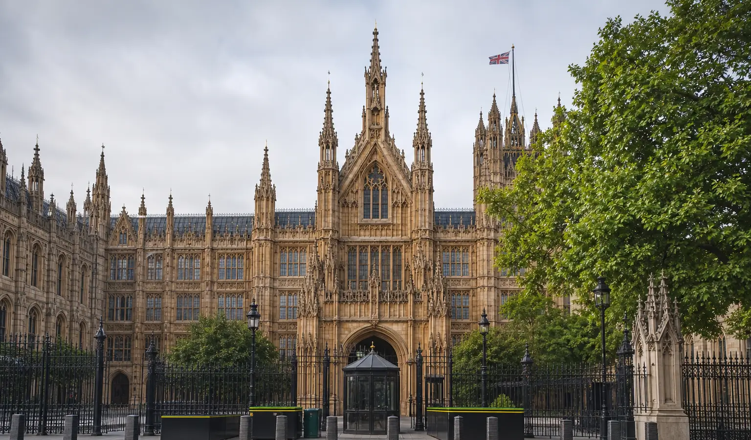Queixa de lobby no Reino Unido coloca Farage e a Tether sob pressão