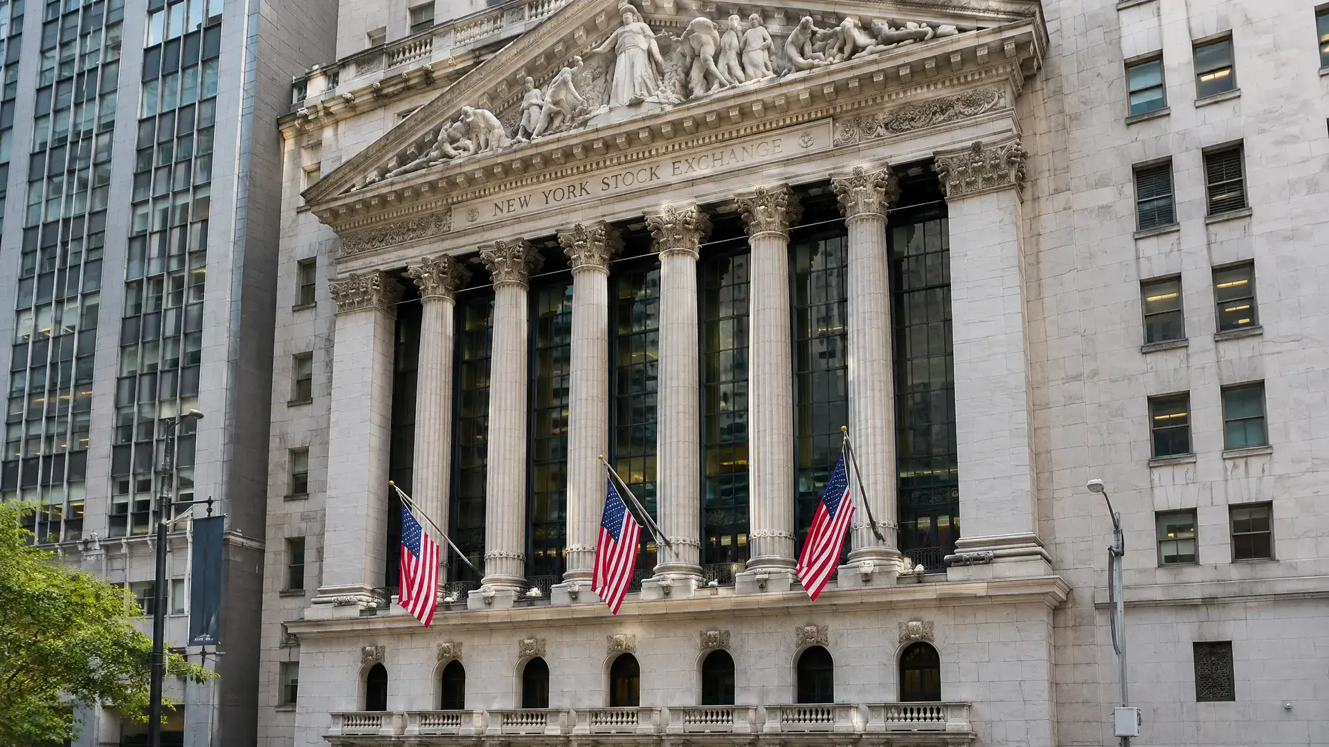 Microsoft, Alphabet et Goldman Sachs s’opposent à OKX-ICE